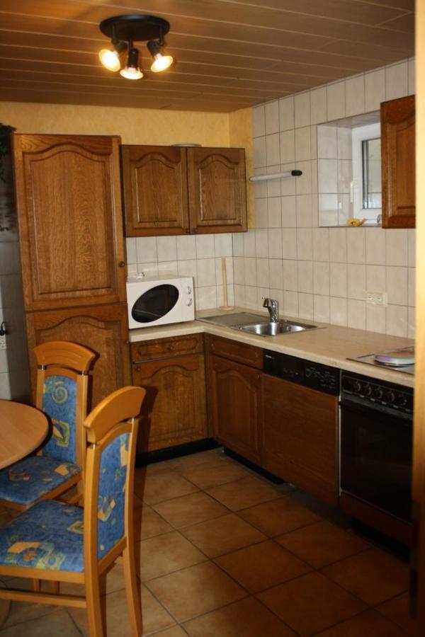 Monteur-/Und Ferienwohnung Diehl Asslar エクステリア 写真
